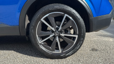 Nissan Qashqai 1.3 DiG-T MH Tekna 5dr Petrol Hatchback